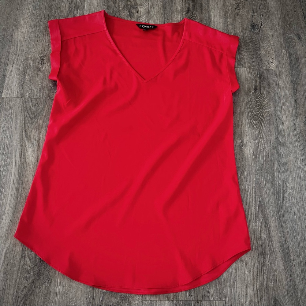 Express Silky Top